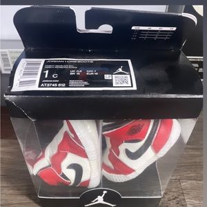Jordan 1 lost and found crib bootie 1C